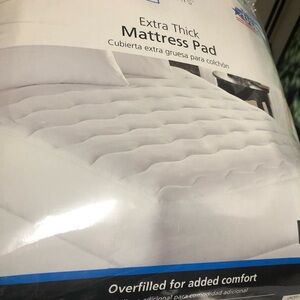 Mainstays Plush Mattress Pad - White